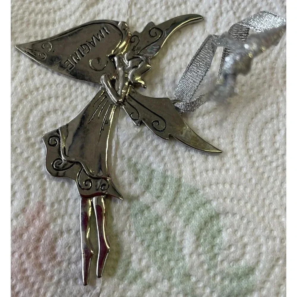 Unbranded silver tone
